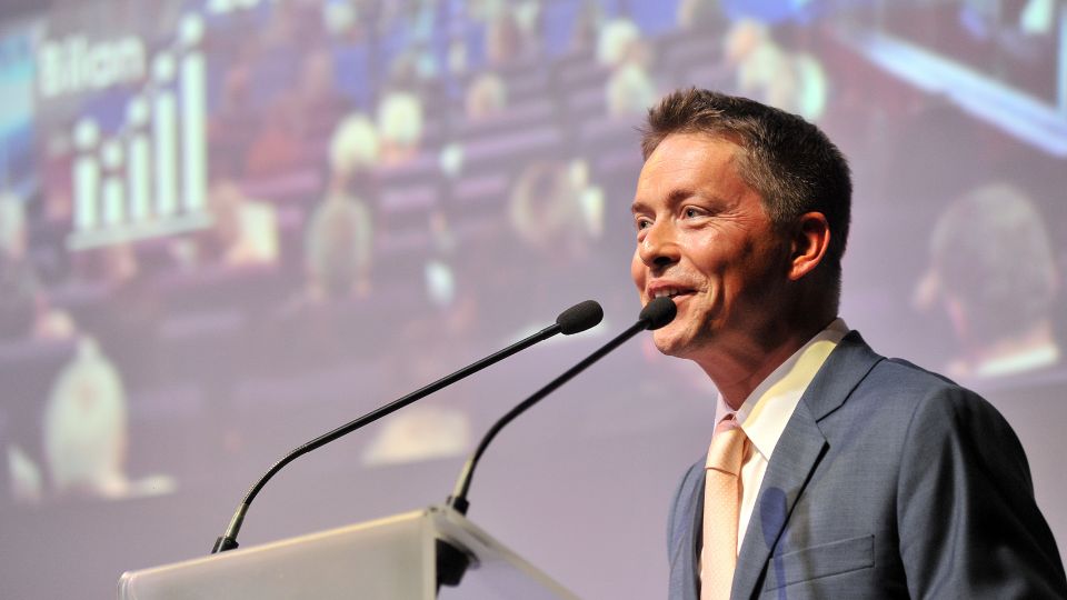 Philippe Duvignac intervenant en conférence — communication et marketing